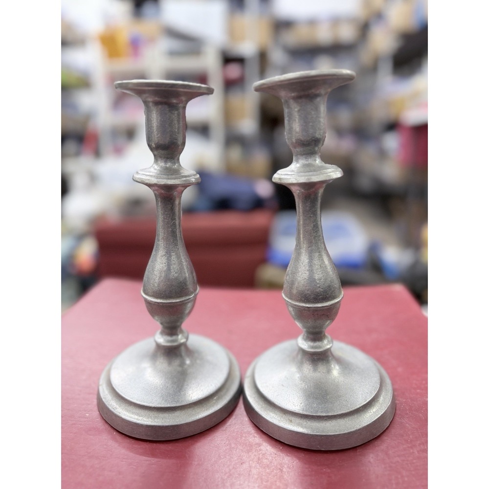 Wilton RWP Armetale Pewter Pair of Candlestick Holders 9" Tall